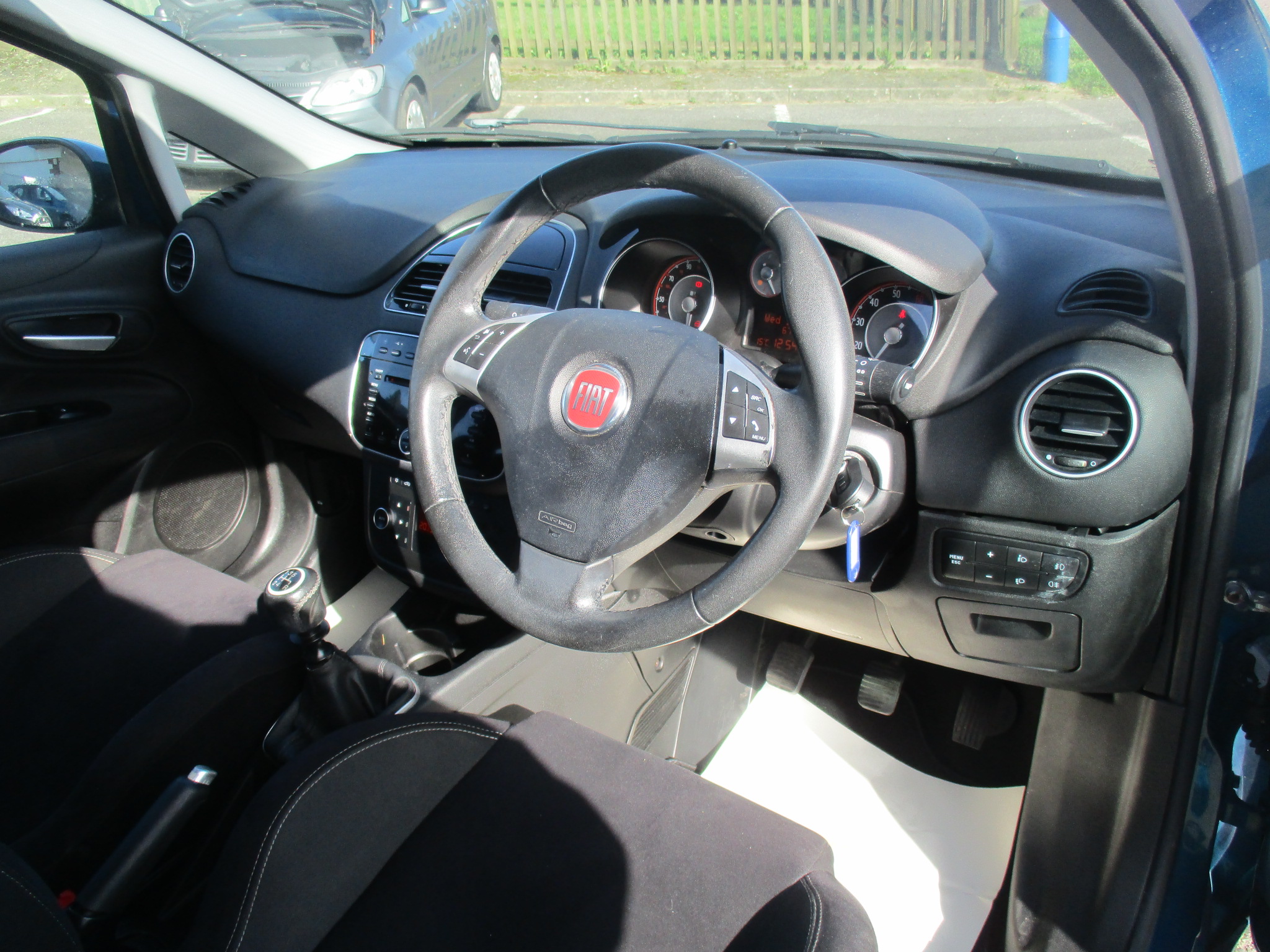 FIAT PUNTO 1.2 EASY 2014